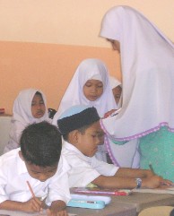 Guru dan Pelajar Tahun 1, 2004